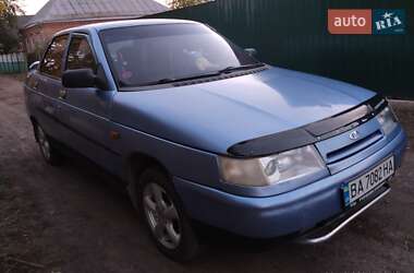 Седан ВАЗ / Lada 2110 2001 в Новомиргороді