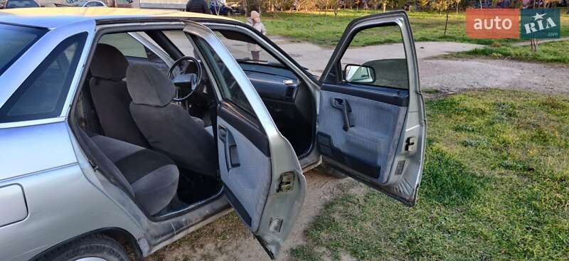 Седан ВАЗ / Lada 2110 2003 в Одессе фото 10 Седан ВАЗ / Lada 2110 2003 в Одессе