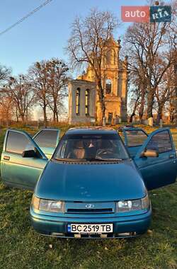 Седан ВАЗ 2110 2001 в 