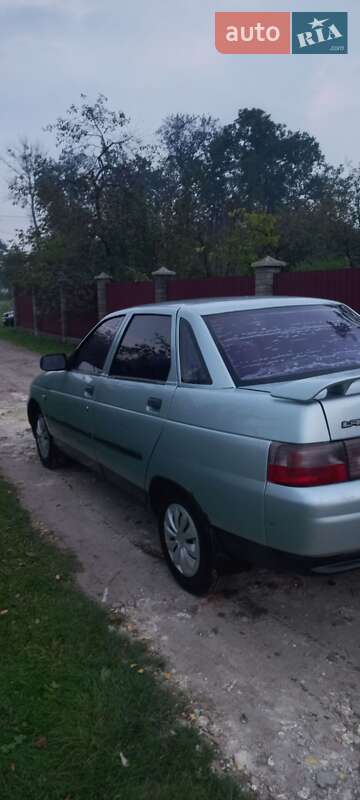 Седан ВАЗ / Lada 2110 2002 в Львове