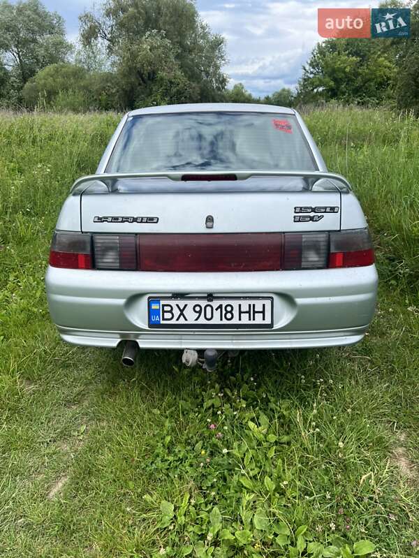 Седан ВАЗ / Lada 2110 2002 в Добромиле