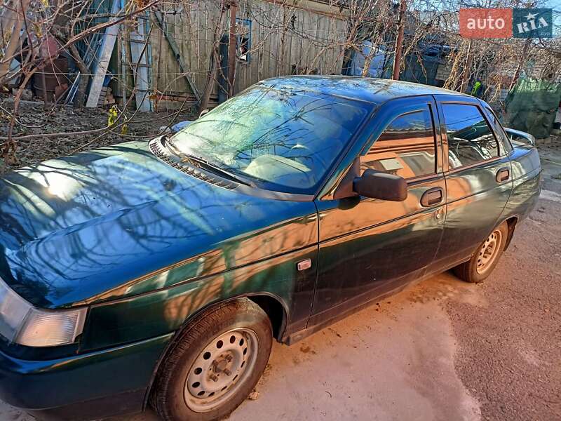 Седан ВАЗ / Lada 2110 2002 в Миколаєві
