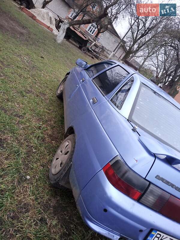 Седан ВАЗ / Lada 2110 2001 в Дубно