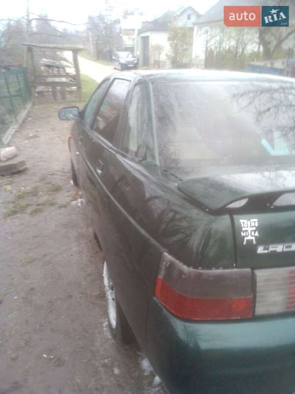 Седан ВАЗ / Lada 2110 2002 в Почаеве