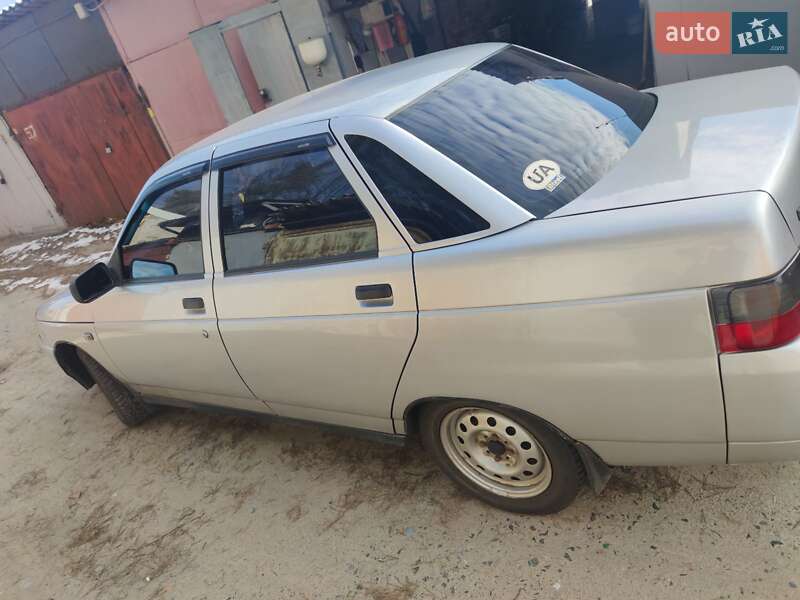 Седан ВАЗ / Lada 2110 2006 в Києві