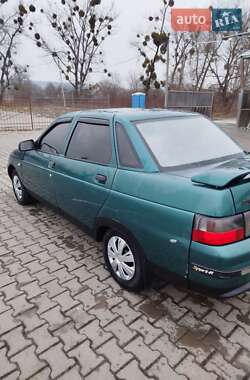 Седан ВАЗ / Lada 2110 2001 в Чернівцях