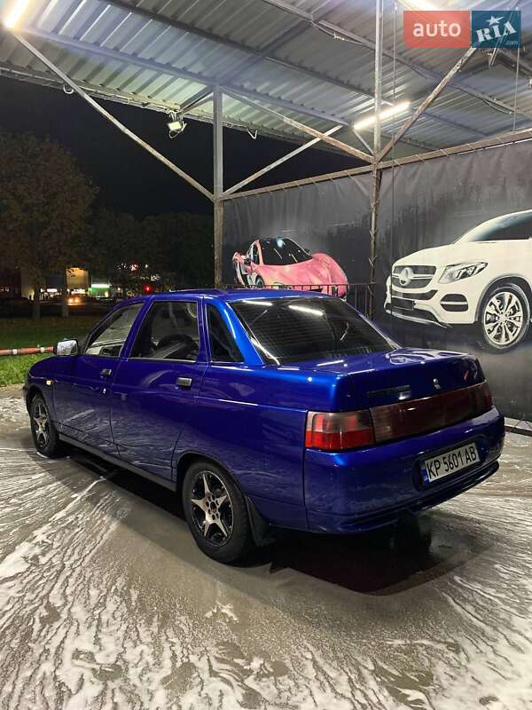 Седан ВАЗ / Lada 2110 2001 в Томаківці