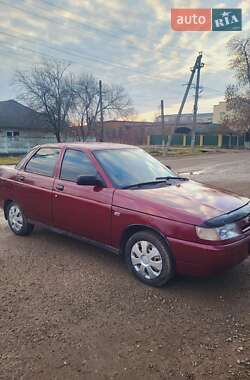 Седан ВАЗ / Lada 2110 2005 в Хотині