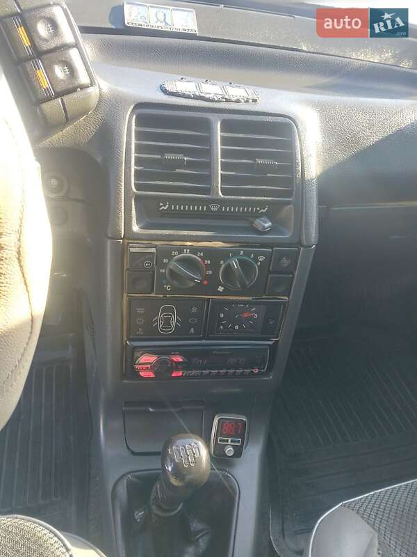 Седан ВАЗ / Lada 2110 2006 в Золотоноше