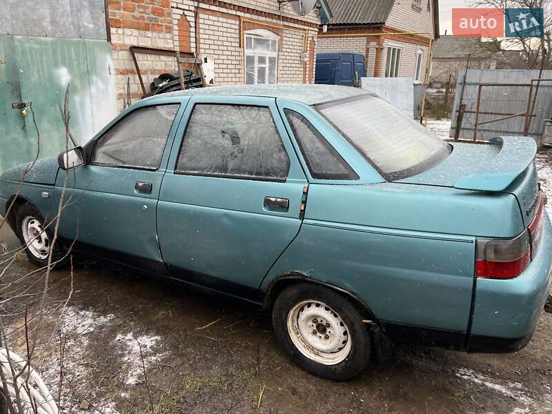 Седан ВАЗ / Lada 2110 2000 в Гайсине
