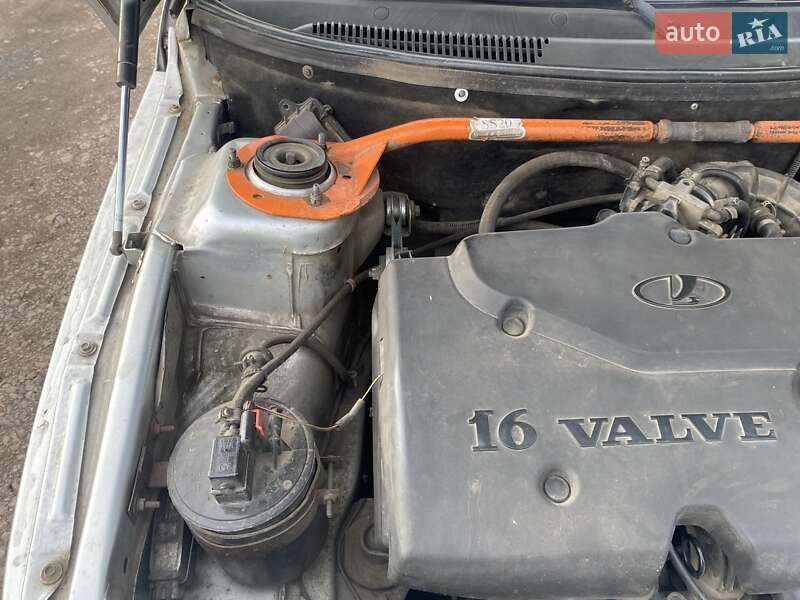 Седан ВАЗ / Lada 2110 2005 в Харькове
