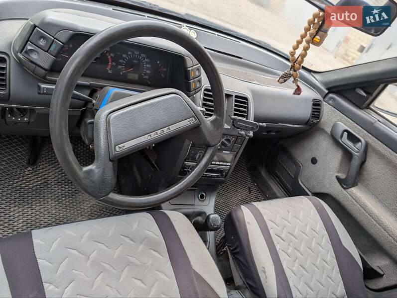 Седан ВАЗ / Lada 2110 2001 в Сумах