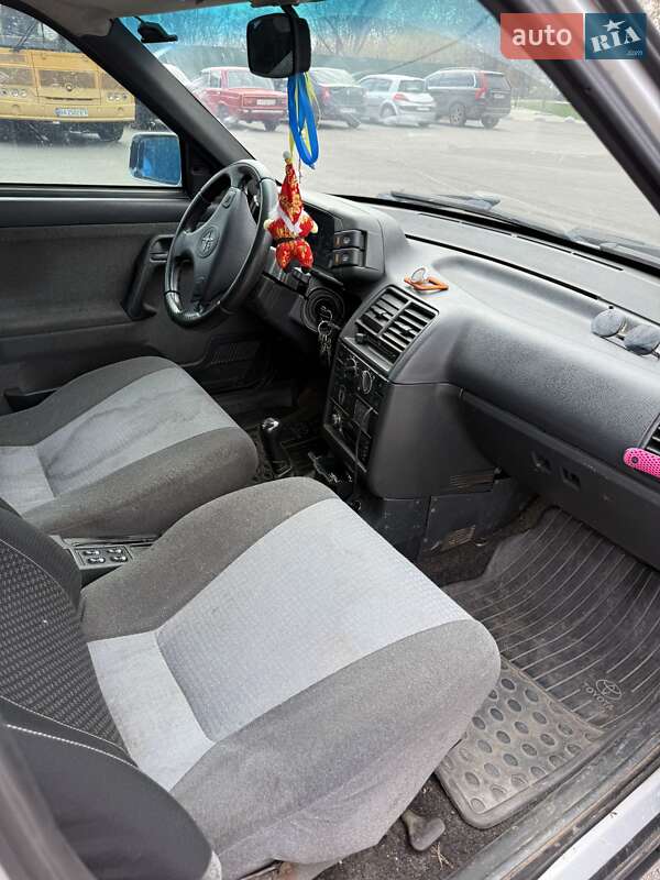 Седан ВАЗ / Lada 2110 2007 в Александрие