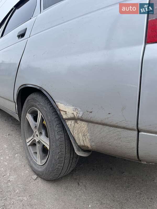 Седан ВАЗ / Lada 2110 2001 в Днепре