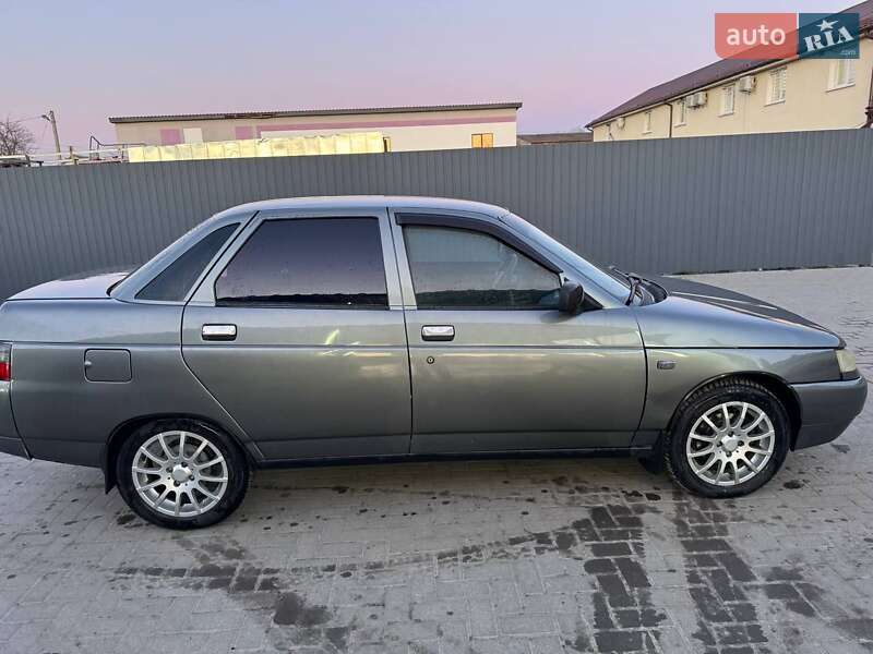 Седан ВАЗ / Lada 2110 2005 в Острозі