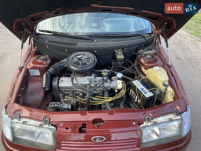 Седан ВАЗ / Lada 2110 1999 в Прилуках