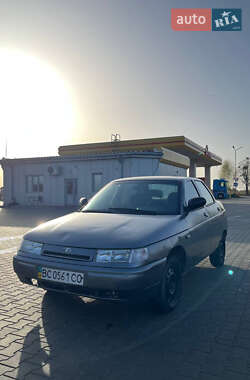 Седан ВАЗ 2110 2004 в 