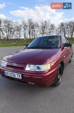 Седан ВАЗ / Lada 2110 2004 в 