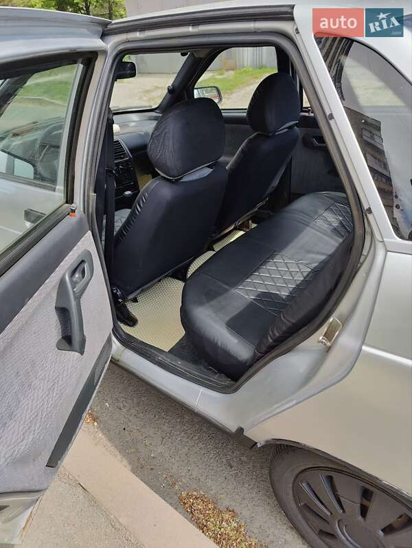 Седан ВАЗ / Lada 2110 2002 в Харькове