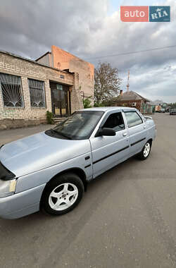 Седан ВАЗ 2110 2004 в 