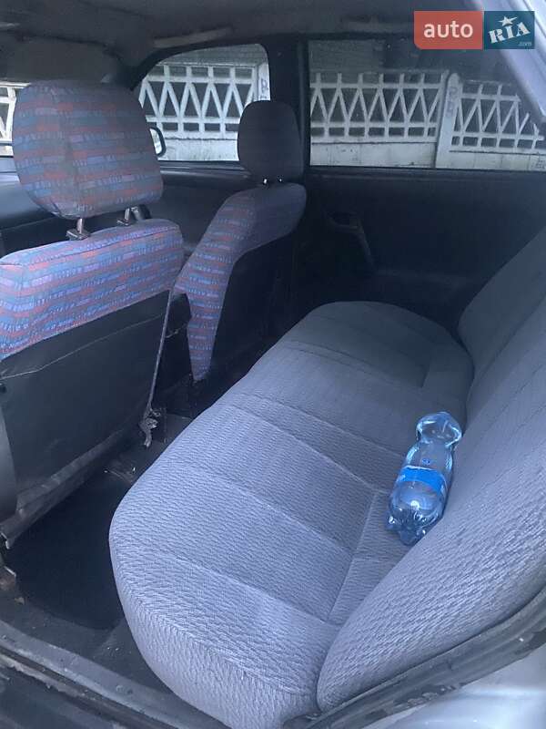 Седан ВАЗ / Lada 2110 2004 в Кривом Роге