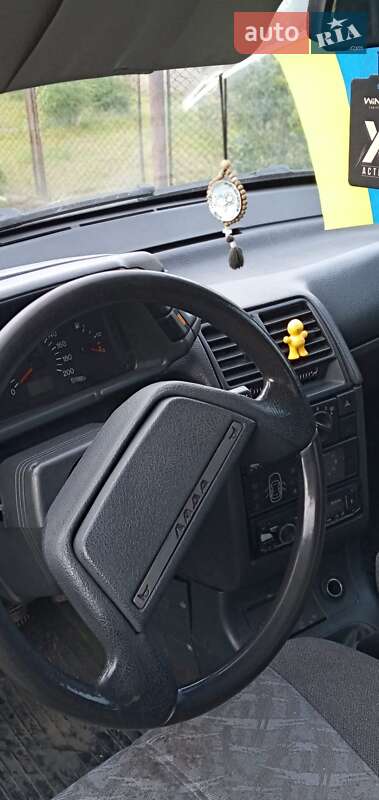 Седан ВАЗ / Lada 2110 2005 в Ужгороде фото 2 Седан ВАЗ / Lada 2110 2005 в Ужгороде