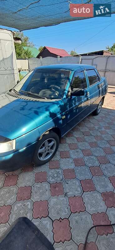 Седан ВАЗ / Lada 2110 2000 в Кегичевке