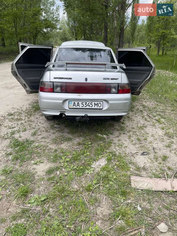 Седан ВАЗ / Lada 2110 2005 в Києві