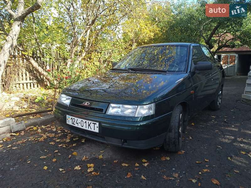 Седан ВАЗ / Lada 2110 2002 в Харькове