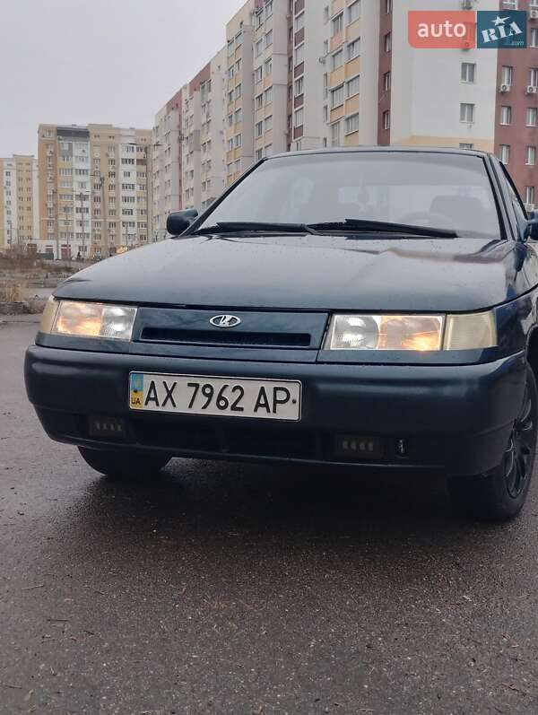 Седан ВАЗ / Lada 2110 2003 в Харькове
