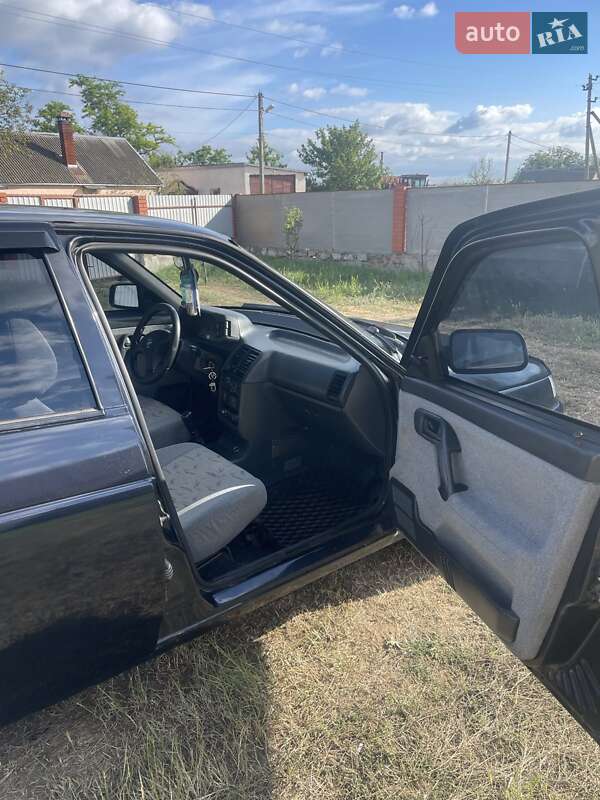 Седан ВАЗ / Lada 2110 2006 в Николаеве