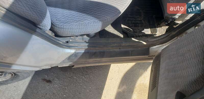 Седан ВАЗ / Lada 2110 2003 в Харькове