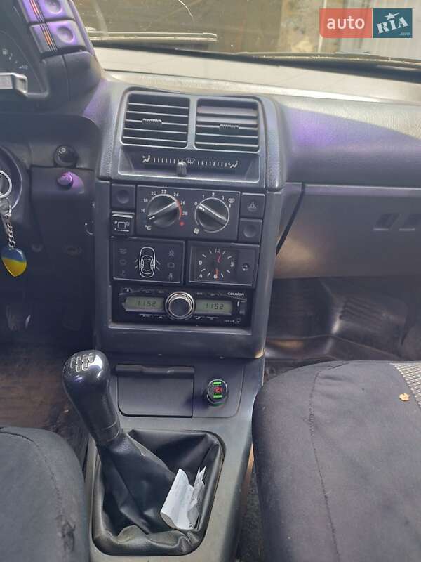 Седан ВАЗ / Lada 2110 2007 в Первомайске