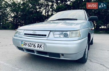 Седан ВАЗ 2110 2002 в 