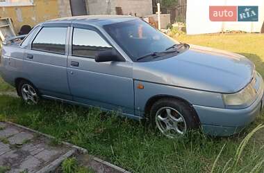 Седан ВАЗ 2110 2002 в 