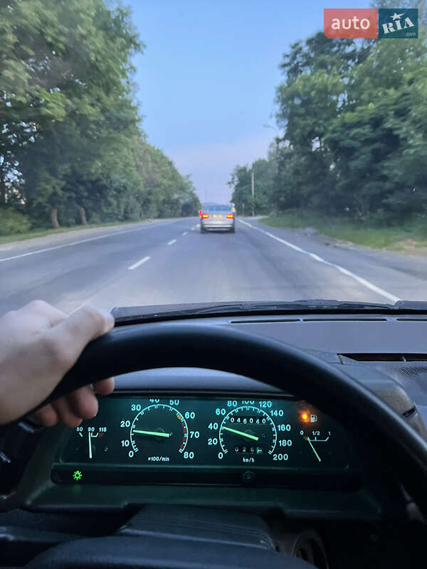 Седан ВАЗ / Lada 2110 2001 в Хмельницькому