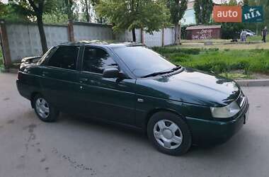 Седан ВАЗ 2110 2002 в 
