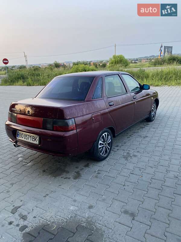 Седан ВАЗ / Lada 2110 2004 в Копычинце