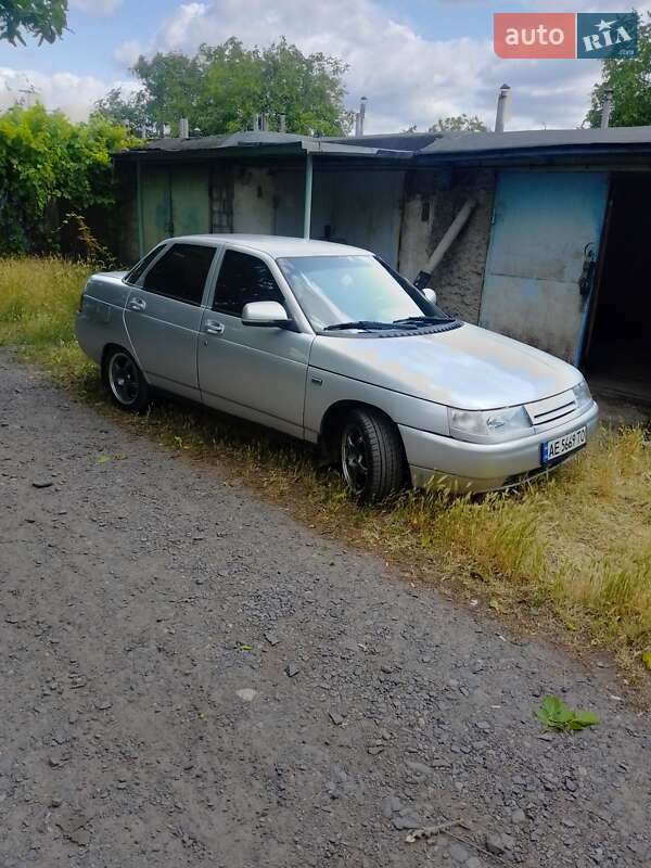Седан ВАЗ / Lada 2110 2002 в Кривом Роге