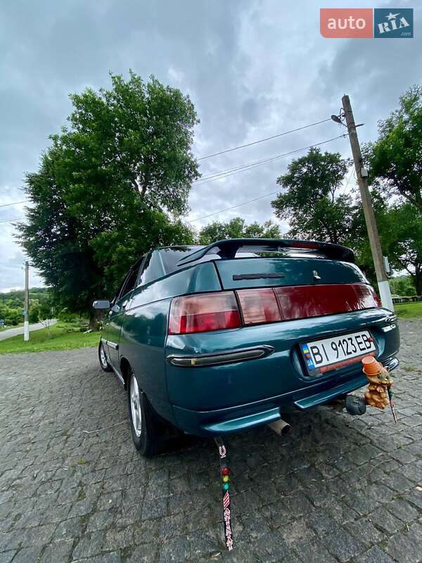Седан ВАЗ / Lada 2110 2000 в Петровке-Роменской