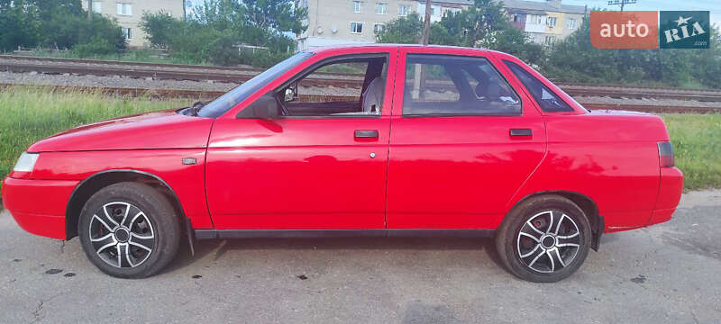 Седан ВАЗ / Lada 2110 2001 в Сумах