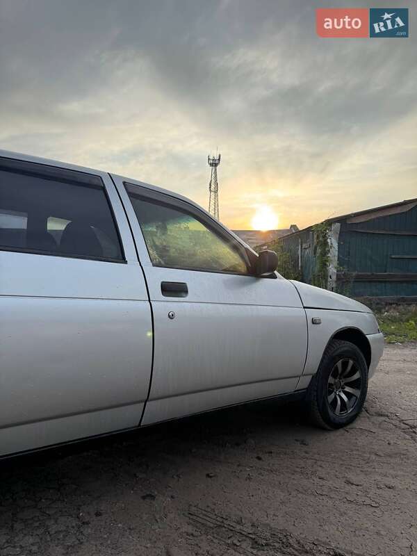 Седан ВАЗ / Lada 2110 2006 в Лебедині