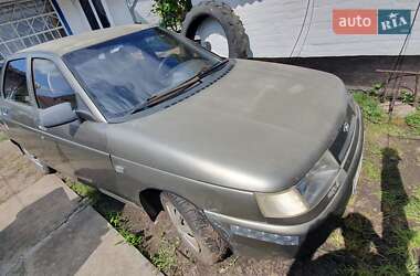 Седан ВАЗ 2110 2002 в 