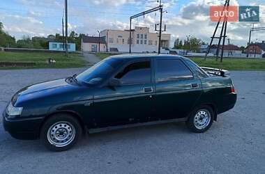 Седан ВАЗ 2110 2004 в 