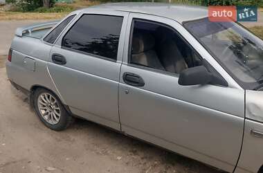 Седан ВАЗ 2110 2001 в 