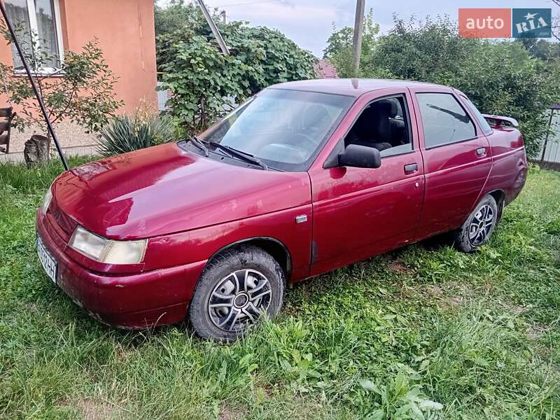 Седан ВАЗ / Lada 2110 2004 в Дунаевцах
