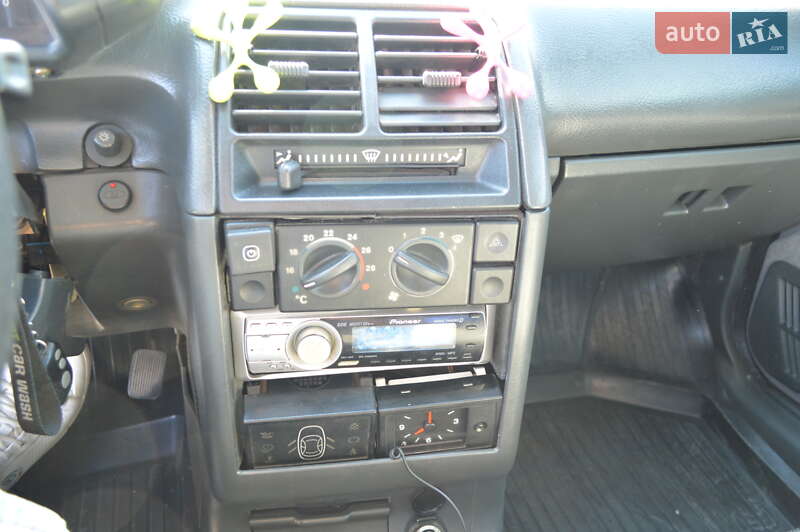 Седан ВАЗ / Lada 2110 2006 в Кропивницькому