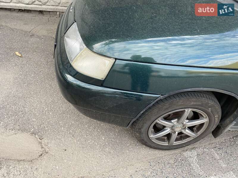 Седан ВАЗ / Lada 2110 2004 в Дніпрі