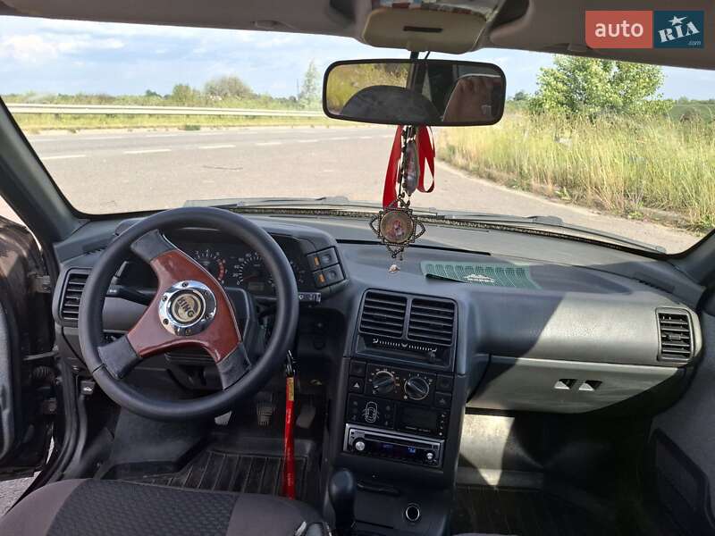 Седан ВАЗ / Lada 2110 2007 в Пустомитах