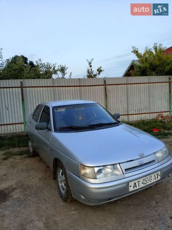 Седан ВАЗ / Lada 2110 2002 в Коломые